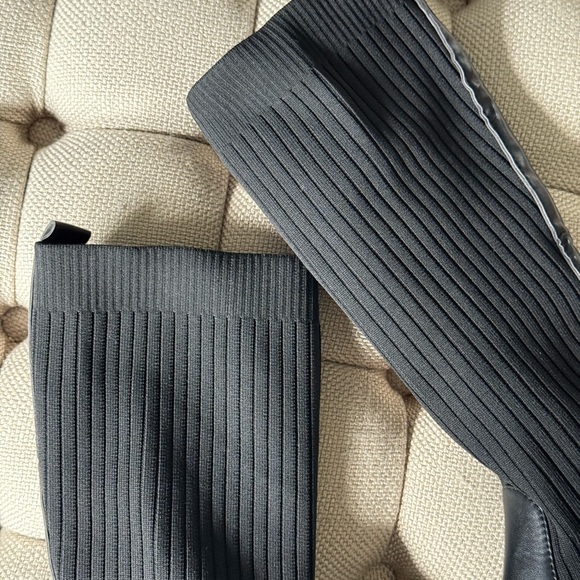 Black Stretchy Elastic Sock Knee-High Women's Block Heel Boots - Picture 3 of 10